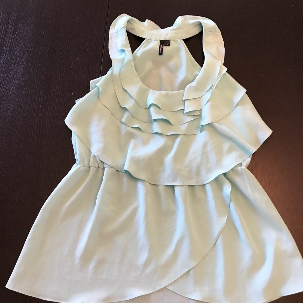 Pretty flutter top